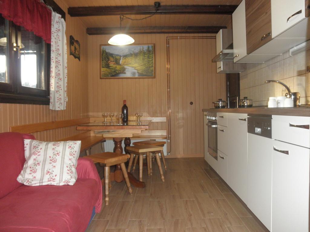 Holiday Home Cumar Церкно Экстерьер фото