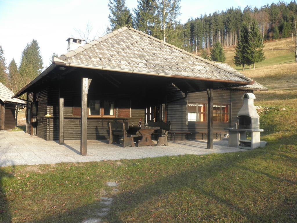 Holiday Home Cumar Церкно Экстерьер фото